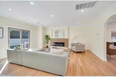 3562 Raven Street, Levittown, NY 11756 - Photo 14