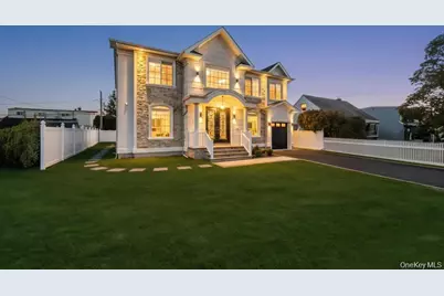 3562 Raven Street, Levittown, NY 11756 - Photo 4