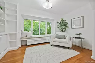 19 Huntwood Pl, Mount Vernon, NY 10552 - Photo 10