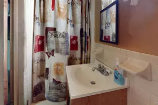 3227 Fenton Ave, Bronx, NY 10469 - Photo 18