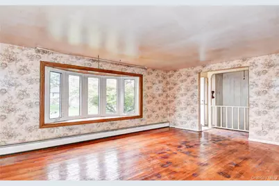 4 Parade Place, New Windsor, NY 12553 - Photo 6