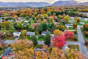 4 Parade Pl, New Windsor, NY 12553 - Photo 26