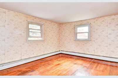 4 Parade Place, New Windsor, NY 12553 - Photo 12