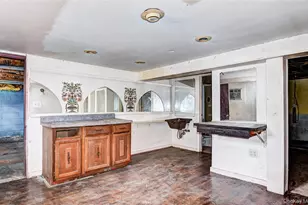 4 Parade Pl, New Windsor, NY 12553 - Photo 16