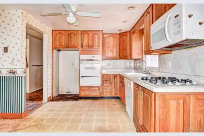 4 Parade Place, New Windsor, NY 12553 - Photo 10