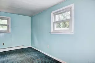 4 Parade Pl, New Windsor, NY 12553 - Photo 20