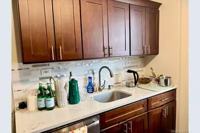 530 Dubois Avenue #2C, Valley Stream, NY 11581 - Photo 10