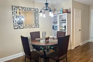 530 Dubois Ave, Valley Stream, NY 11581 - Photo 6