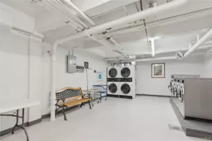 139-09 84th Dr, Briarwood, NY 11435 - Photo 10