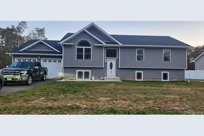 466 Granny Road, Medford, NY 11763 - Photo 1