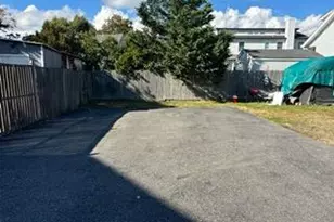 7 S Atlantic St, Bay Shore, NY 11706 - Photo 18