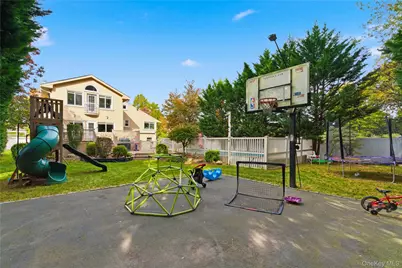 12 Flo Drive, Syosset, NY 11791 - Photo 36