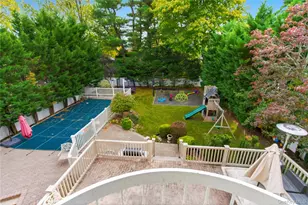 12 Flo Dr, Syosset, NY 11791 - Photo 32