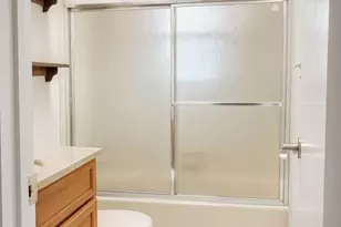 17 Alex Ln, Glen Cove, NY 11542 - Photo 8