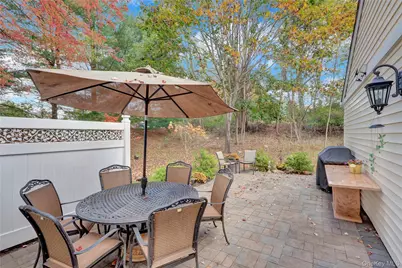 14 Chipmunk Trail, Coram, NY 11727 - Photo 22