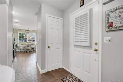 14 Chipmunk Trail, Coram, NY 11727 - Photo 26