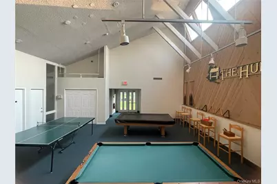 14 Chipmunk Trail, Coram, NY 11727 - Photo 36