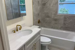 2 Arbor Gate, Old Bethpage, NY 11804 - Photo 6