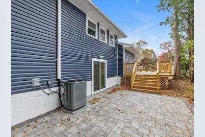 2 Arbor Gate, Old Bethpage, NY 11804 - Photo 20