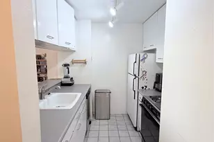 4 Martine Ave, White Plains, NY 10606 - Photo 26