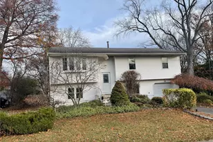 3 Cedar Ave, Orangeburg, NY 10962 - Photo 2