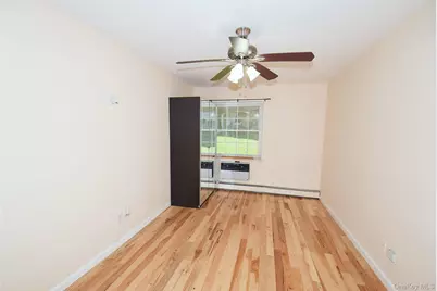 12-32 Diane Place #204 L, Bayside, NY 11360 - Photo 8