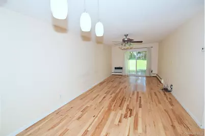 12-32 Diane Place #204 L, Bayside, NY 11360 - Photo 6