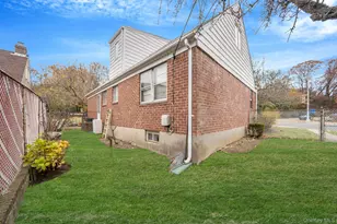 231-06 Union Tpke, Bellerose, NY 11427 - Photo 6