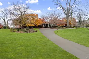 246 Briarwood Crossing, Lawrence, NY 11559 - Photo 18