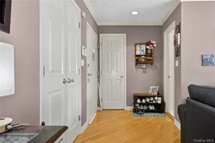 332 Richard Ct, Pomona, NY 10970 - Photo 8