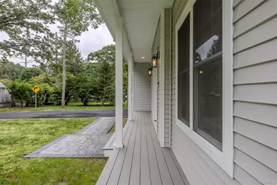 40 Zenith Road, Rocky Point, NY 11778 - Photo 4