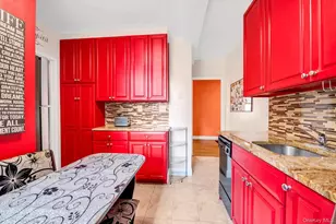 102-55 67th Dr, Forest Hills, NY 11375 - Photo 10