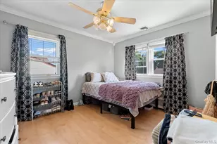 21 Eleanor Rd, Plainview, NY 11803 - Photo 16