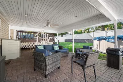 21 Eleanor Road, Plainview, NY 11803 - Photo 28