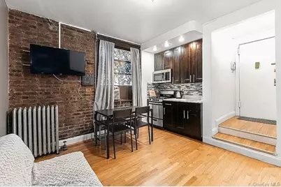 21-37 33rd Street #1E, Astoria, NY 11103 - Photo 2