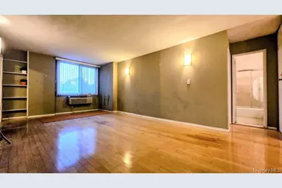 118-18 Union Tpke #Apt 4B, Kew Gardens, NY 11415 - Photo 10