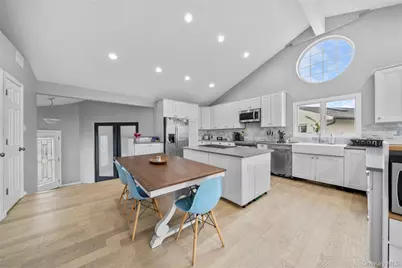 [Address not provided], Freeport, NY 11520 - Photo 4