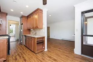 66 Foxwood Cir, Mount Kisco, NY 10549 - Photo 8