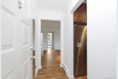 66 Foxwood Circle, Mount Kisco, NY 10549 - Photo 2