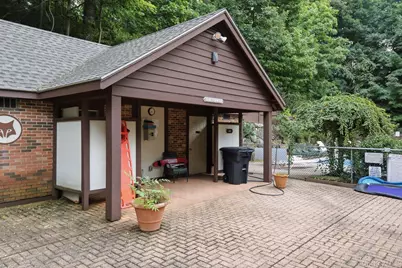 66 Foxwood Circle, Mount Kisco, NY 10549 - Photo 20
