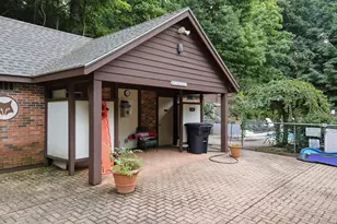 66 Foxwood Cir, Mount Kisco, NY 10549 - Photo 20