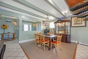 58 Albatross Rd, Levittown, NY 11756 - Photo 4