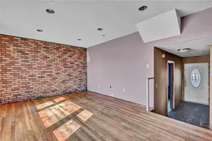 90 30th St, Copiague, NY 11726 - Photo 4