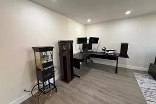 279 Cedarhurst Ave, Cedarhurst, NY 11516 - Photo 4