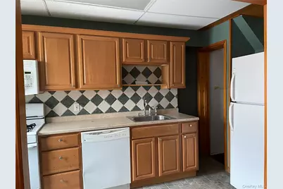 70-03 52nd Avenue, Maspeth, NY 11378 - Photo 4