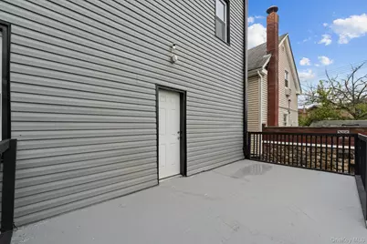 110 Walnut Street, Forest Hills, NY 11375 - Photo 32