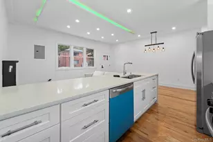 110 Walnut St, Forest Hills, NY 11375 - Photo 14