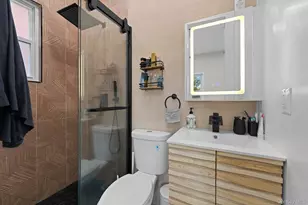 110 Walnut St, Forest Hills, NY 11375 - Photo 36