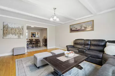 8 Elicar Terrace, Yonkers, NY 10701 - Photo 4
