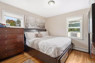 8 Elicar Terrace, Yonkers, NY 10701 - Photo 12